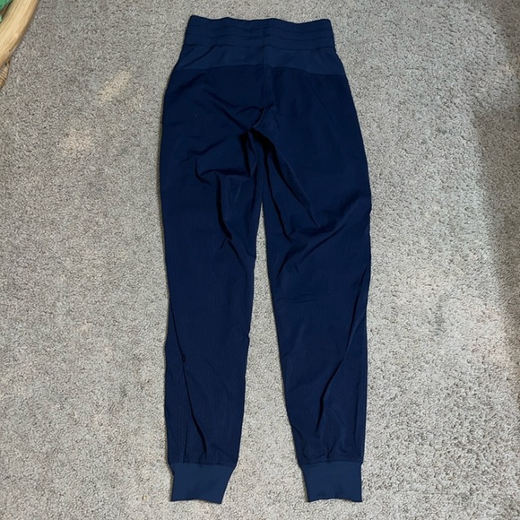 Lululemon Dance Studio Mid-Rise Jogger True Navy Blue 2 - Picture 5 of 8